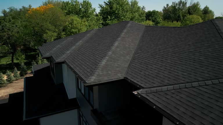 Best Emergency Roof Repair Services  in Poynette, WI